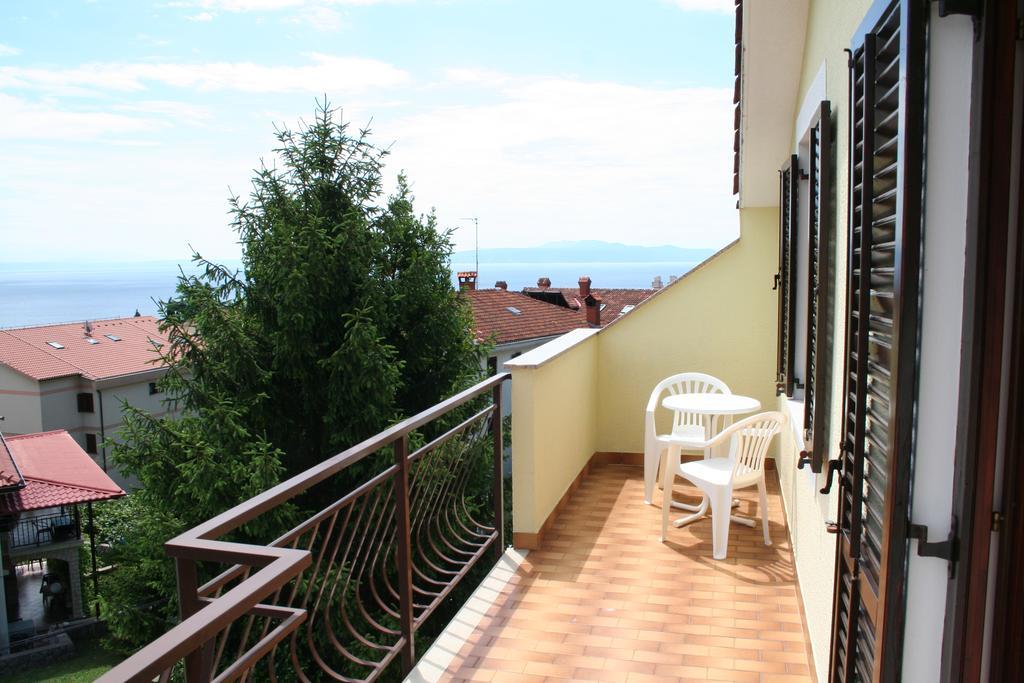 Apartments Petricic With Swimming Pool Icici Ngoại thất bức ảnh