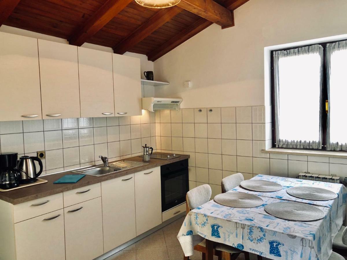 Apartments Petricic With Swimming Pool Icici Ngoại thất bức ảnh